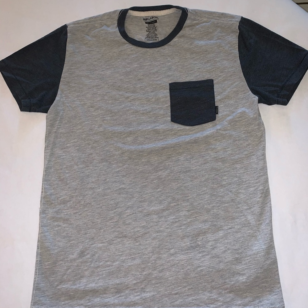 Grey kids tee with dark blue sleeves